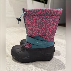 Columbia kids Powderbug snow boots, size 13, gently used